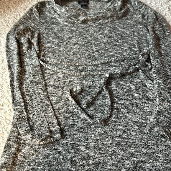 Oh Baby by Motherhood Tops - Oh Baby Motherhood Grey Long Sleeve Shirt Size Medium